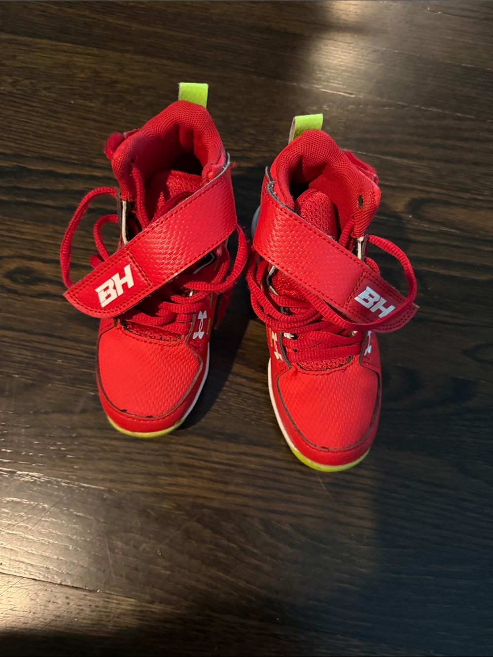 Kids' Red High-Top Cleats